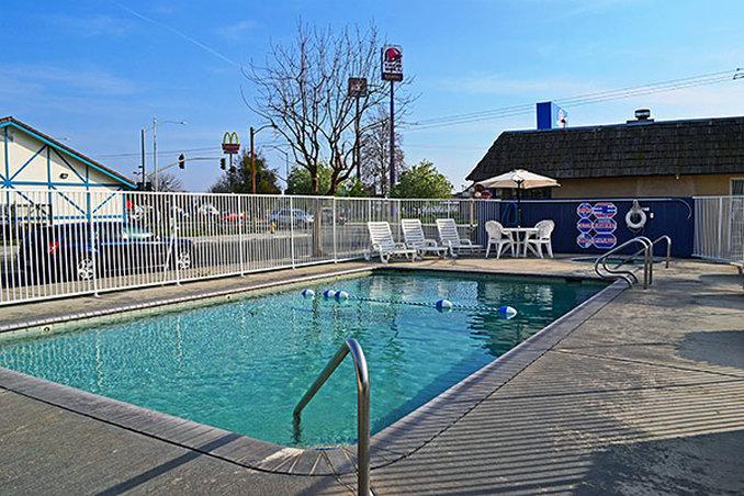 6-kingsburg, Ca 3*